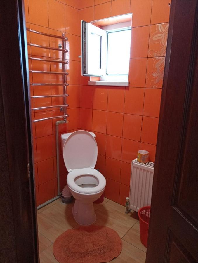 Апельсин Myrhorod Bagian luar foto